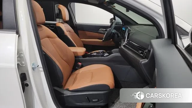 Kia Sportage 5th Generation 2023 Белый из Кореи, фото 2