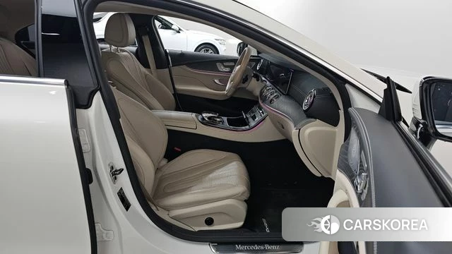 Mercedes-Benz CLS-Class C257 2020 Белый из Кореи, фото 2