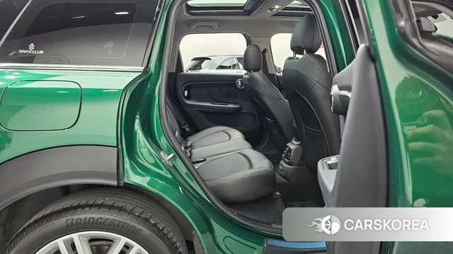 Mini Cooper S Countryman 2021 Темно-зеленый из Кореи, фото 2