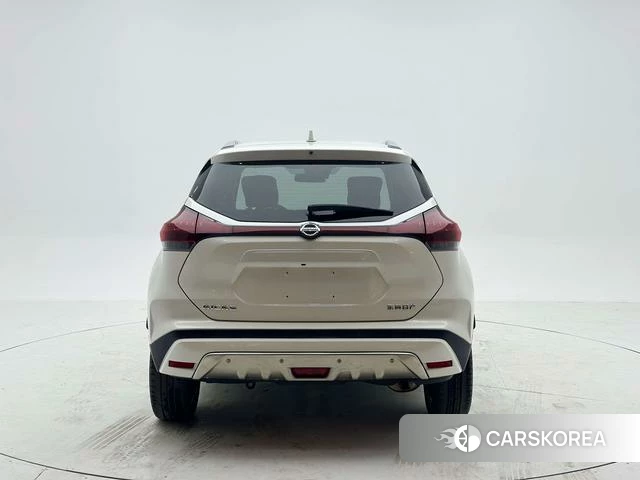 Nissan Jinke 2022 Белый из Китая, фото 2