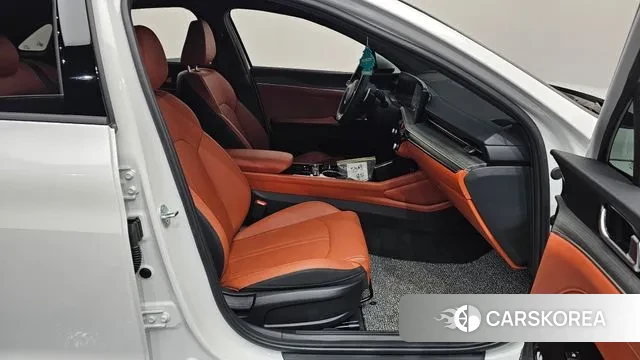 Kia The New K5 3rd generation 2024 Белый из Кореи, фото 2