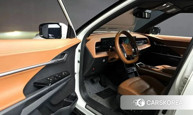 Ssangyong The New Torres 2024 Белый из Кореи, фото 2
