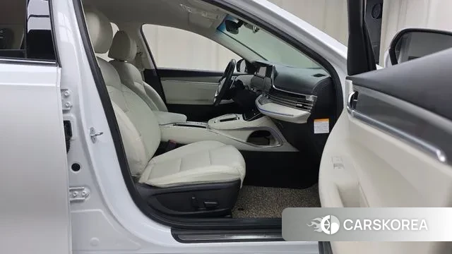 Hyundai The New Grandeur IG Hybrid 2021 Белый из Кореи, фото 2