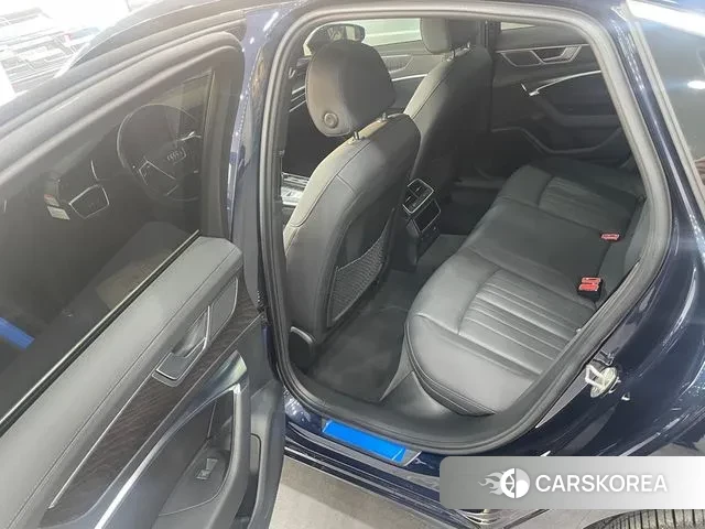 Audi A6 (C8) 2023 Синий из Кореи, фото 2