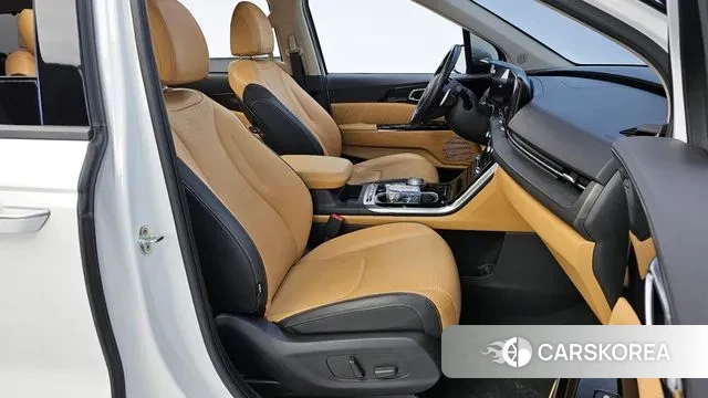 Kia Carnival 4th generation 2021 Белый из Кореи, фото 2