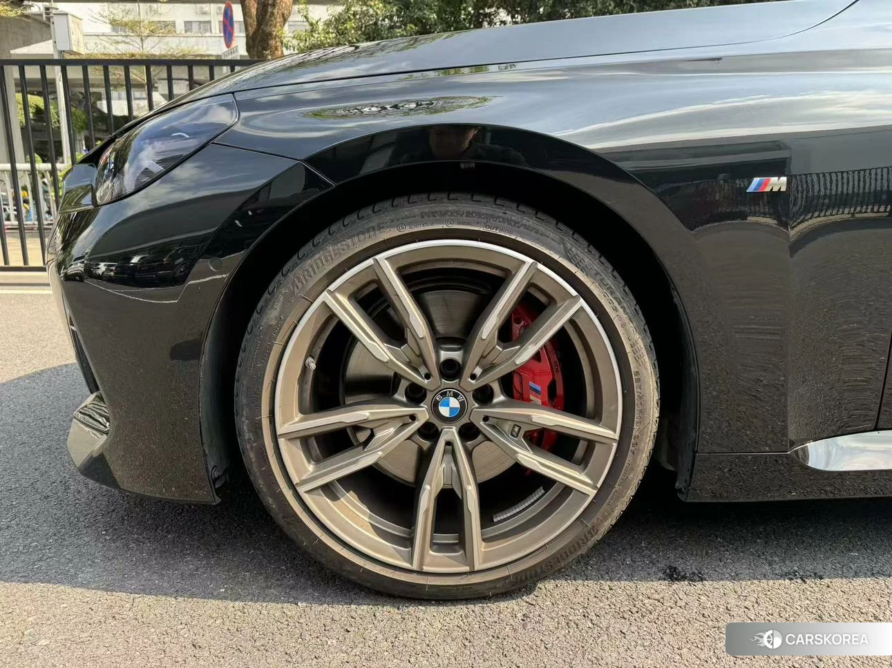 BMW 2 series (imported) 2024 Черный из Китая, фото 2