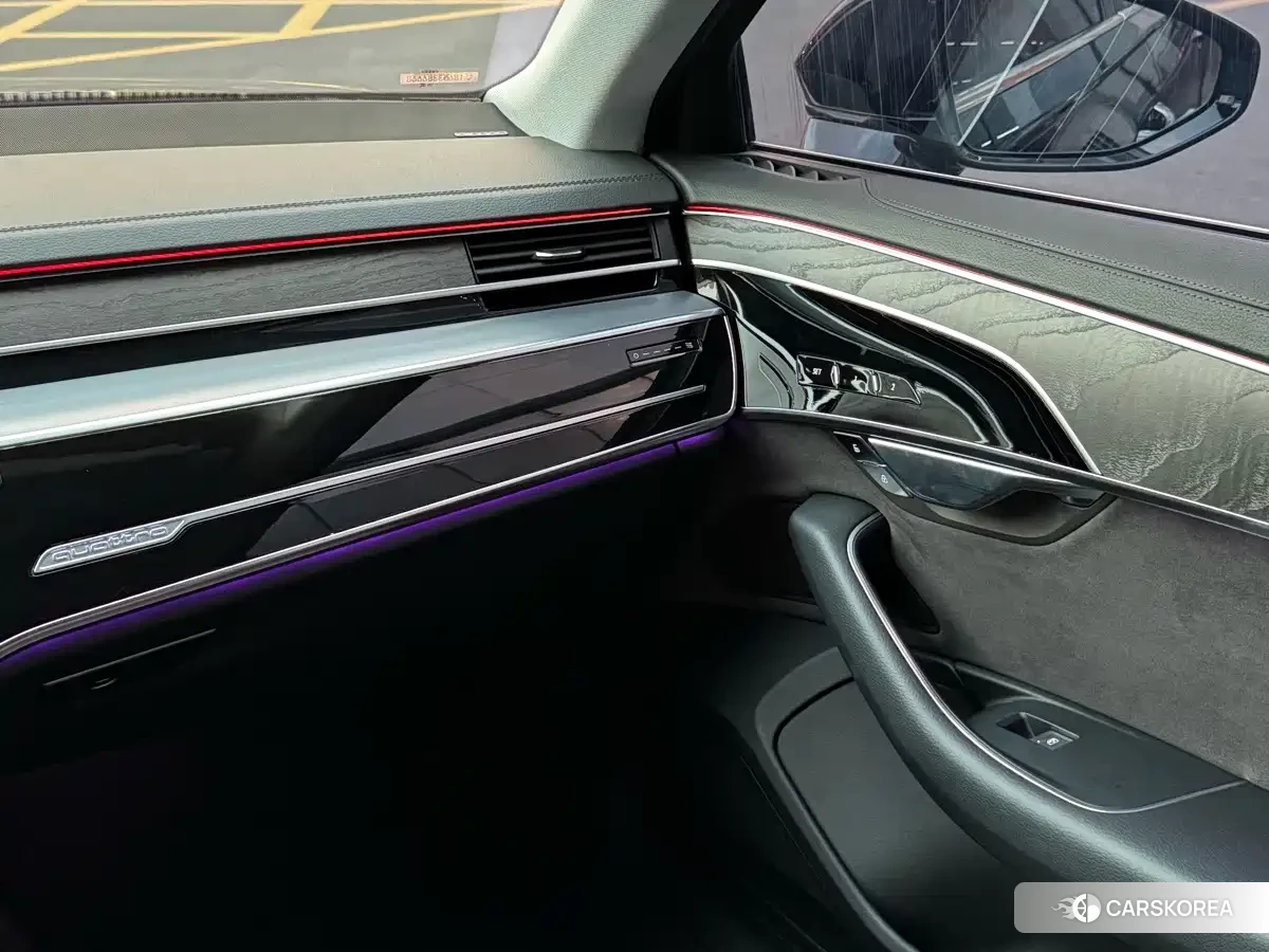 Audi A8 2024 Черный из Китая, фото 2