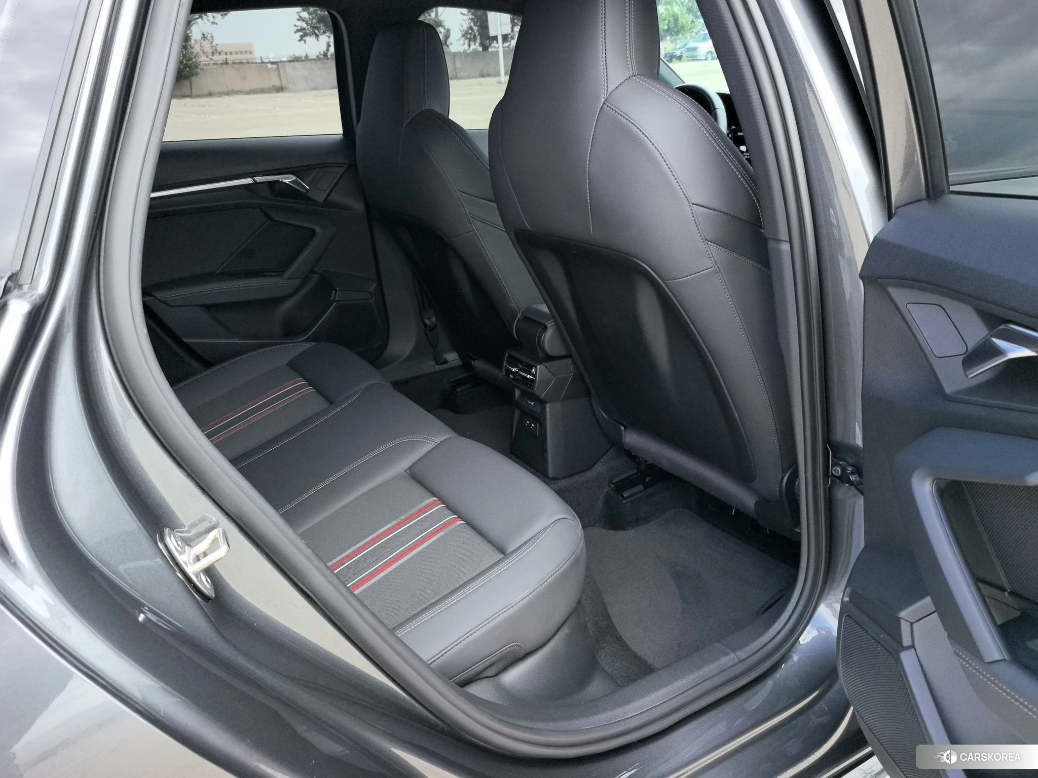 Audi A3 2022 Темно-серый из Китая, фото 2