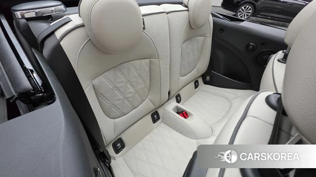 Mini Cooper S Convertible 2022 Жемчужный цвет из Кореи, фото 2