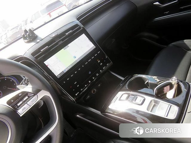 Hyundai The New Tucson (NX4) 2023 Серебристо-серый из Кореи, фото 2