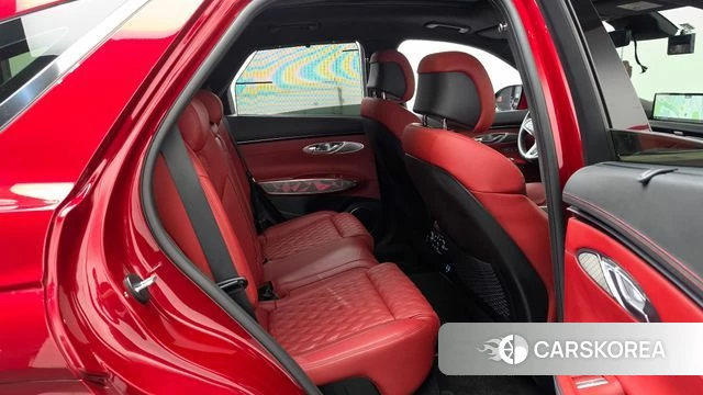 Genesis GV70 2022 Красный из Кореи, фото 2