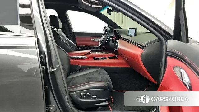 Genesis GV70 2021 Серый из Кореи, фото 2