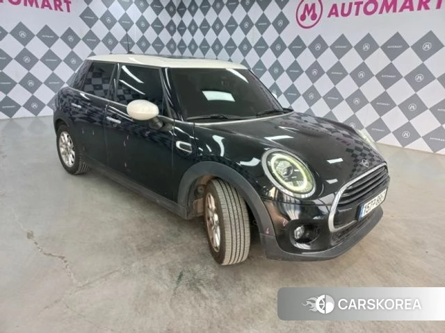 Mini Cooper 2021 Черный из Кореи, фото 2