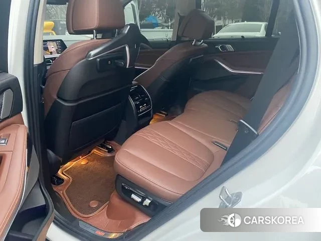 BMW X5 (G05) 2023 Белый из Кореи, фото 2