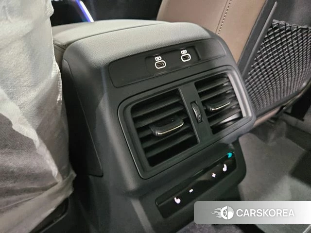 Audi Q5 (80A) 2025 Черный из Кореи, фото 2