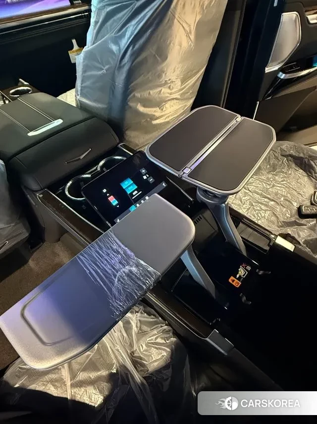 Cadillac Escalade 5th Generation 2025 Черный из Кореи, фото 2