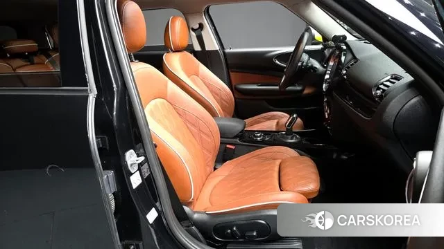 Mini Cooper S Clubman 2023 Черный из Кореи, фото 2