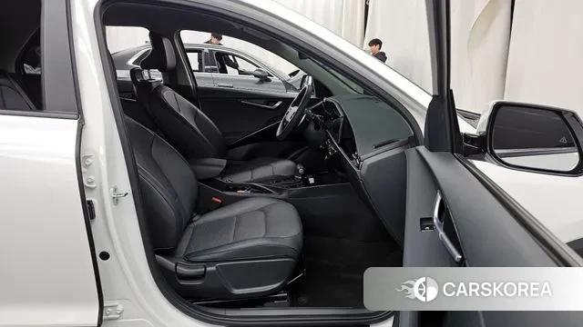 Kia Di Ol Nu Niro 2022 Белый из Кореи, фото 2