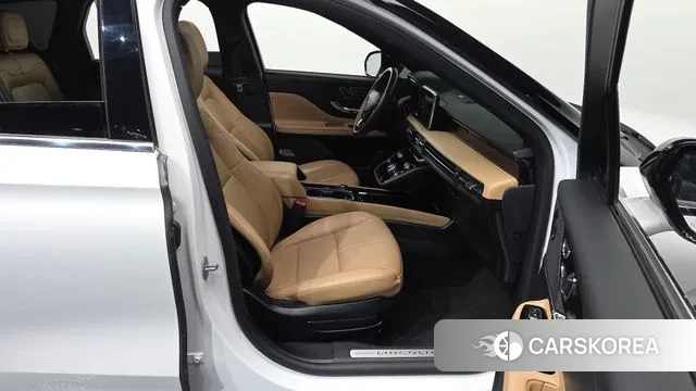 Lincoln Corsair 2022 Белый из Кореи, фото 2