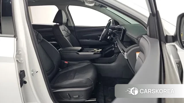 Hyundai The New Tucson Hybrid (NX4) 2025 Белый из Кореи, фото 2