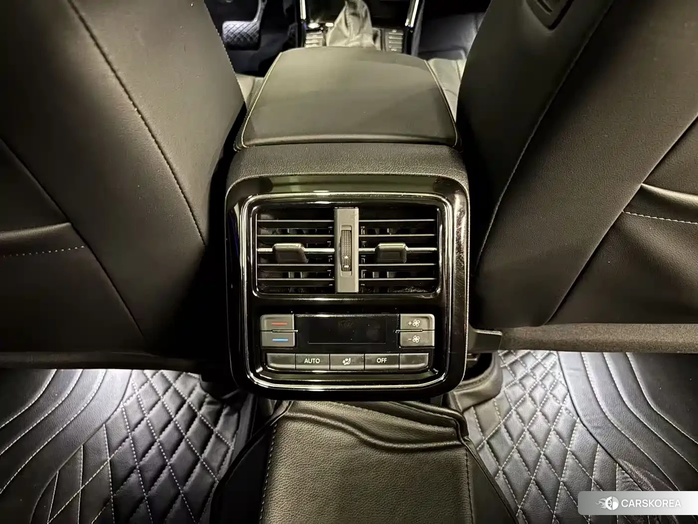 Volkswagen Passat 2021 Черный из Китая, фото 2