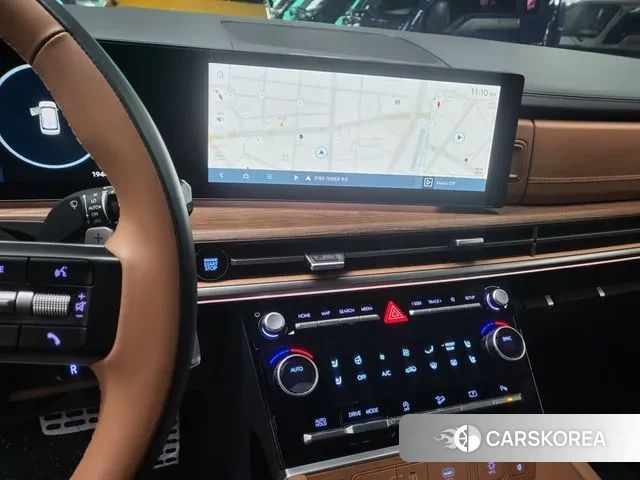 Hyundai Santa Fe (MX5) 2025 Белый из Кореи, фото 2