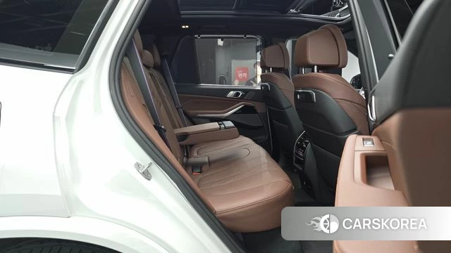 BMW X5 (G05) 2025 Белый из Кореи, фото 2