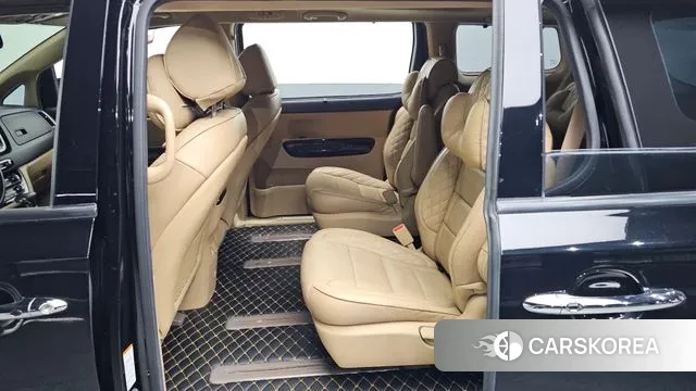 Kia The New Carnival 2018 Черный из Кореи, фото 2