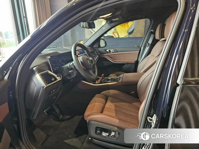 BMW X5 (G05) 2025 Черный из Кореи, фото 2