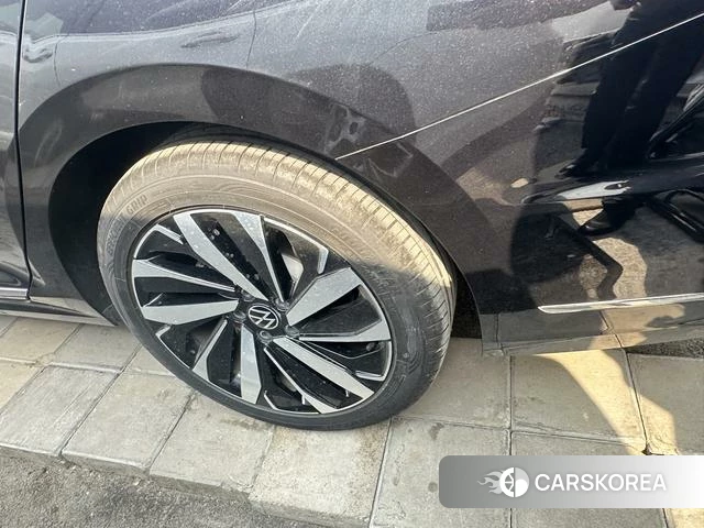 Volkswagen Passat 2022 Черный из Китая, фото 2