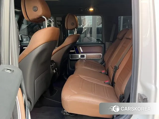 Mercedes-Benz G-Class W463b 2021 Белый из Кореи, фото 2
