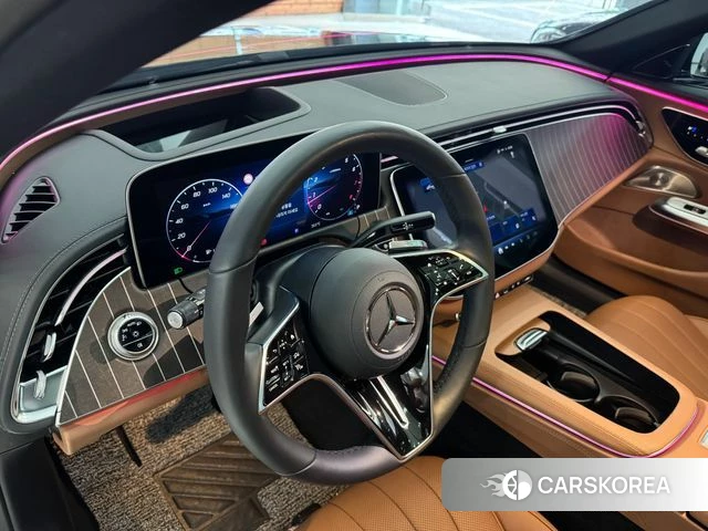 Mercedes-Benz E-Class W214 2025 Черный из Кореи, фото 2