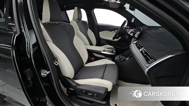 BMW X2 (U10) 2025 Черный из Кореи, фото 2