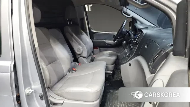 Hyundai The New Grand Starex 2019 Серебристо-серый из Кореи, фото 2