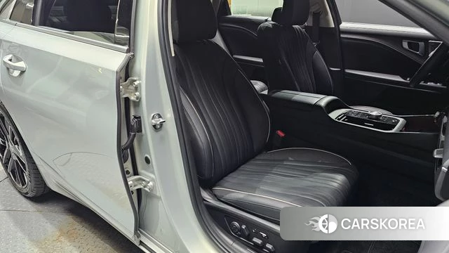 Kia The New K8 2025 Серебристо-серый из Кореи, фото 2