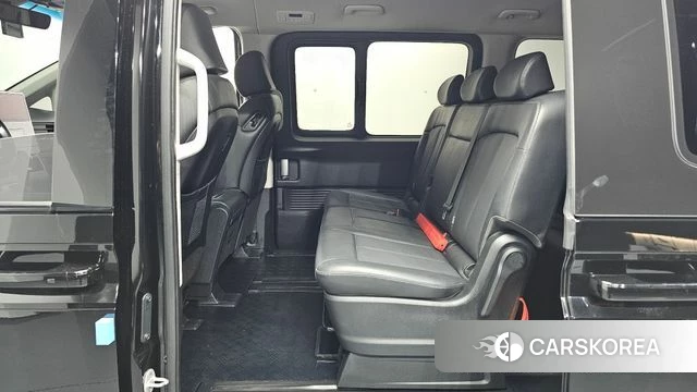 Hyundai Staria 2022 Черный из Кореи, фото 2