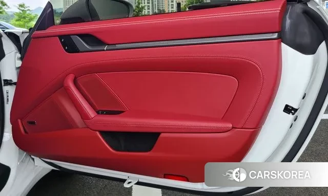 Porsche 911(992) 2024 Белый из Кореи, фото 2