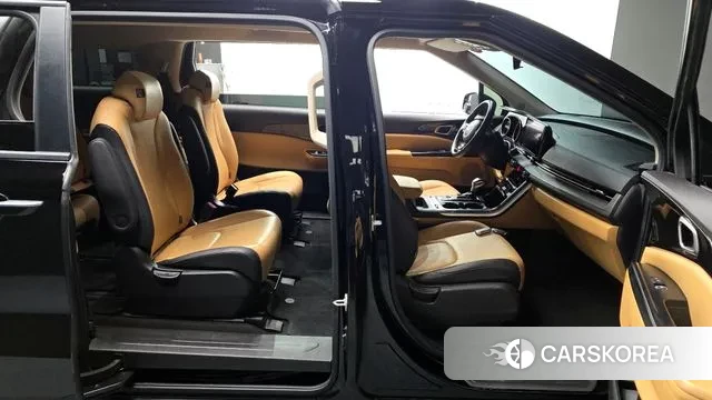 Kia Carnival 4th generation 2022 Черный из Кореи, фото 2