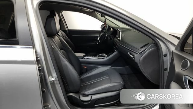 Hyundai Sonata (DN8) 2019 Серебряный из Кореи, фото 2