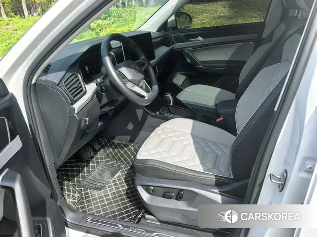 Volkswagen Tanyue 2023 Белый из Китая, фото 2