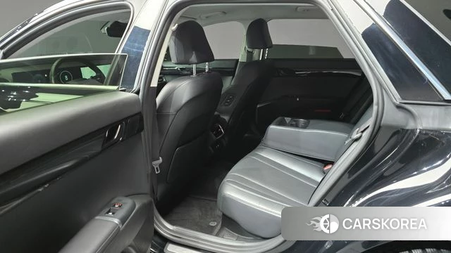 Hyundai Grandeur Hybrid (GN7) 2022 Черный из Кореи, фото 2