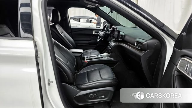 Ford Explorer 6th Generation 2020 Белый из Кореи, фото 2