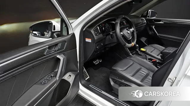 Volkswagen Tiguan Allspace 2018 Белый из Кореи, фото 2