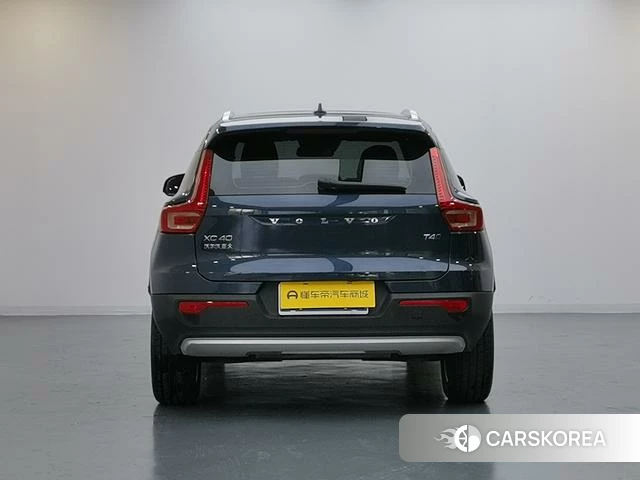 Volvo XC40 2021 Синий из Китая, фото 2