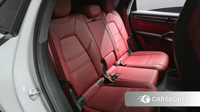Porsche Cayenne (PO536) 2023 Белый из Кореи, фото 2