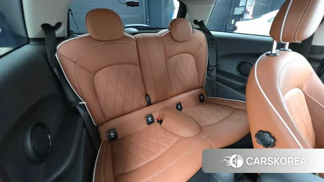 Mini Cooper S 2022 Черный из Кореи, фото 2