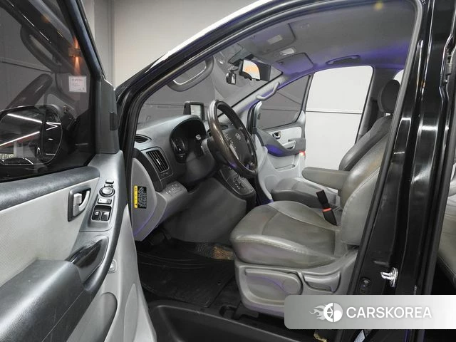 Hyundai The New Grand Starex 2019 Черный из Кореи, фото 2