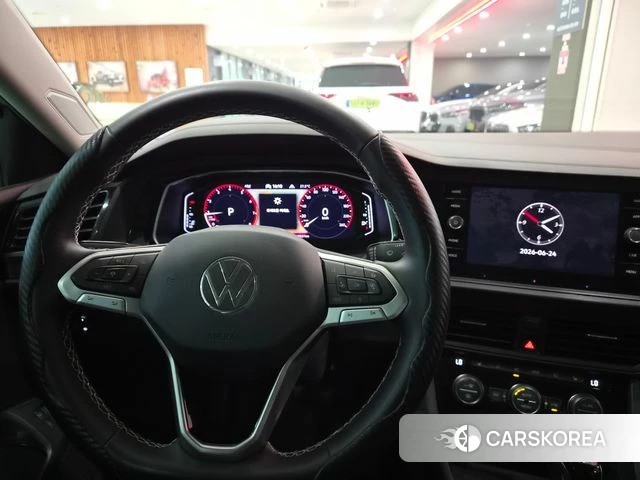 Volkswagen 7th Generation of Jetta 2022 Белый из Кореи, фото 2