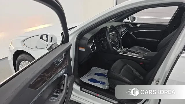 Audi A6 (C8) 2020 Белый из Кореи, фото 2