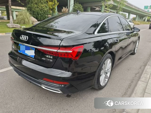 Audi A6L 2021 Черный из Китая, фото 2